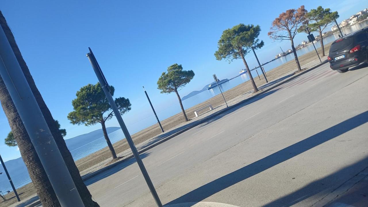 Bellavista Apartment Вльора Екстер'єр фото